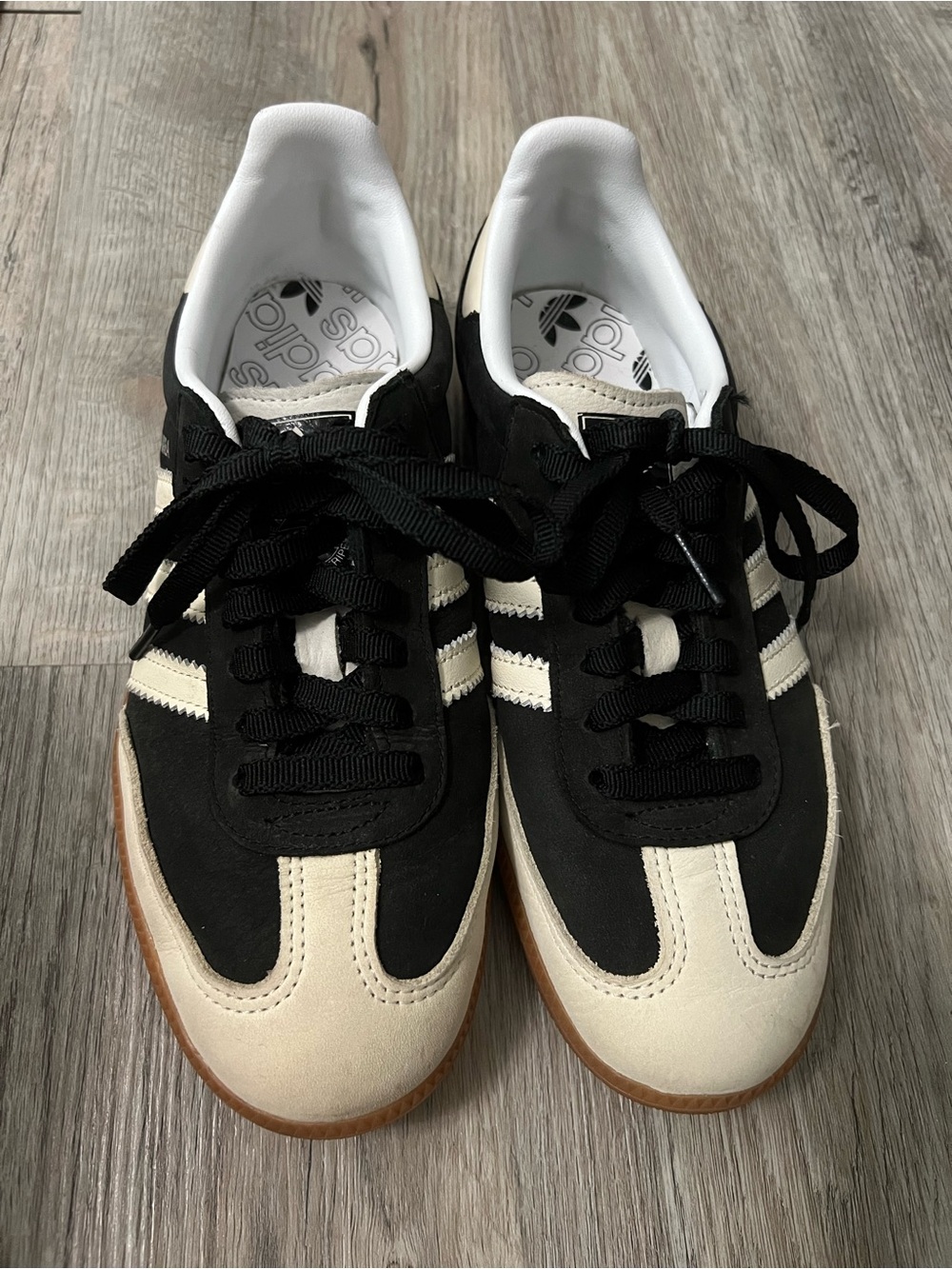 adidas Black & Cream Retro Low-Top Sneakers
